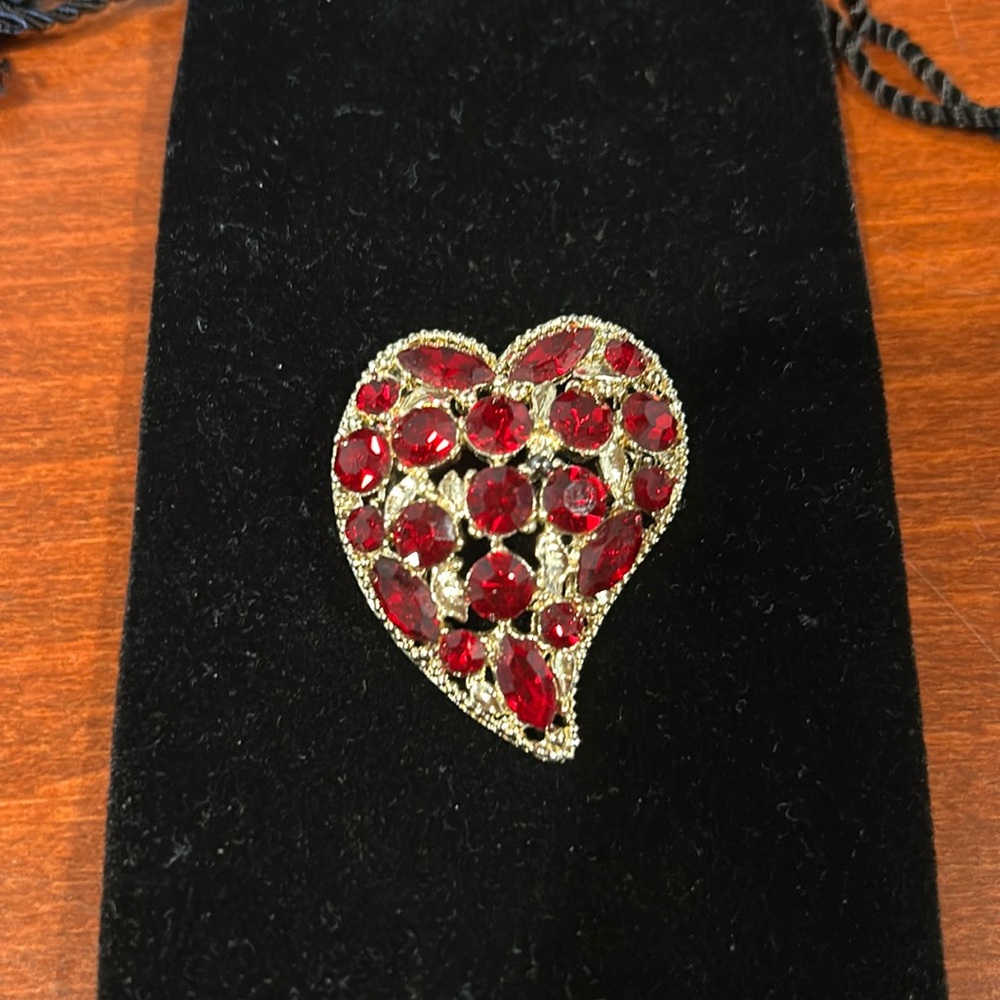 Heart shape Brooche
